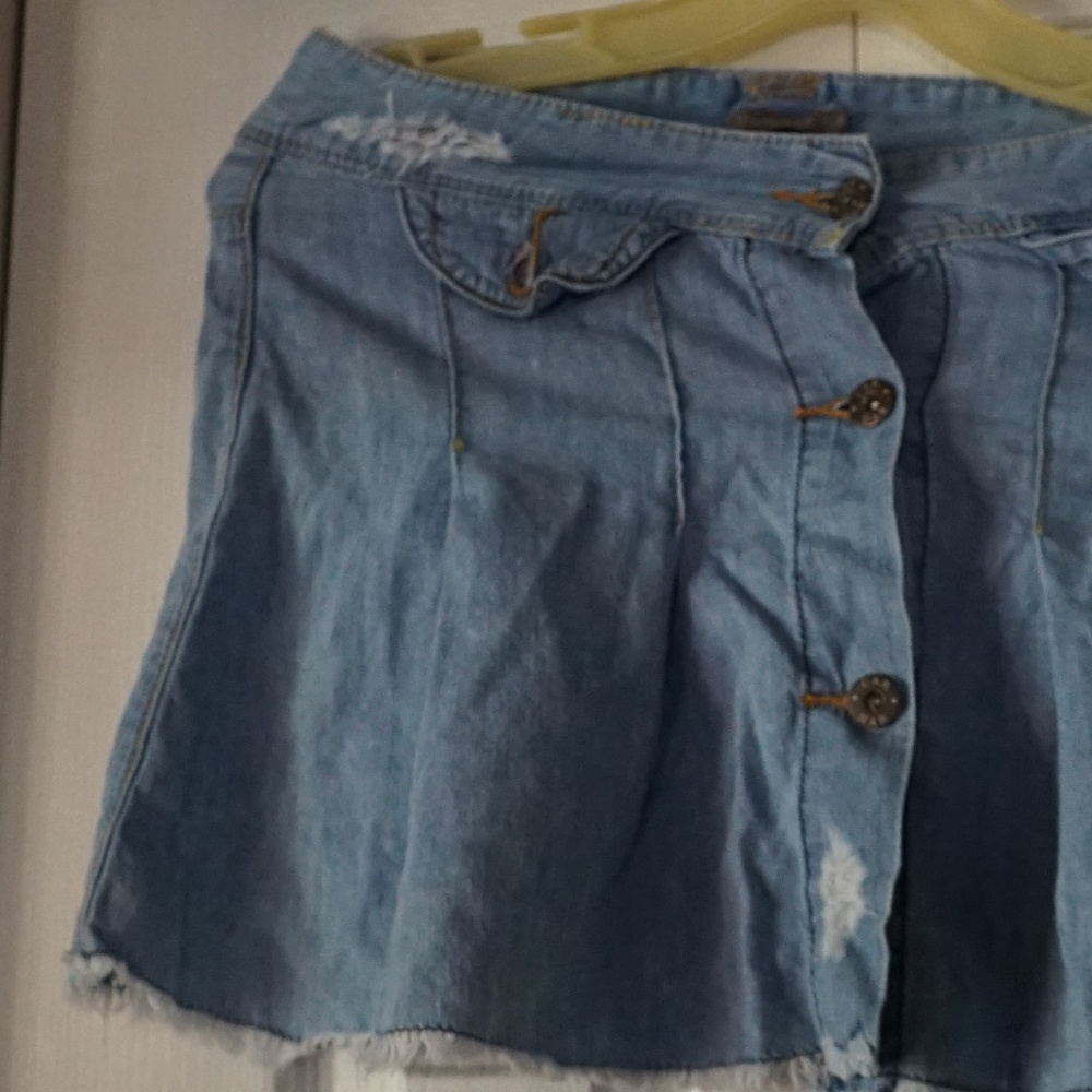 blue denim skirt